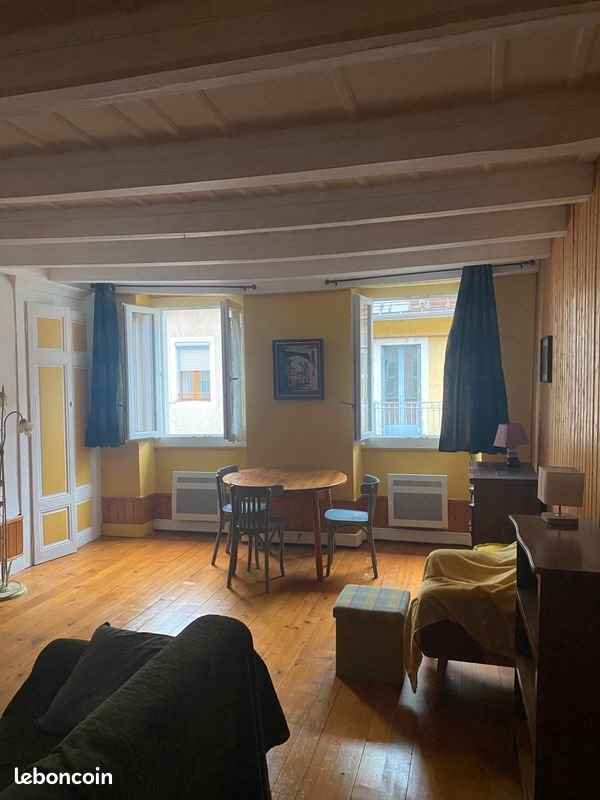 Appartement à louer, 47m², Saint-Claude