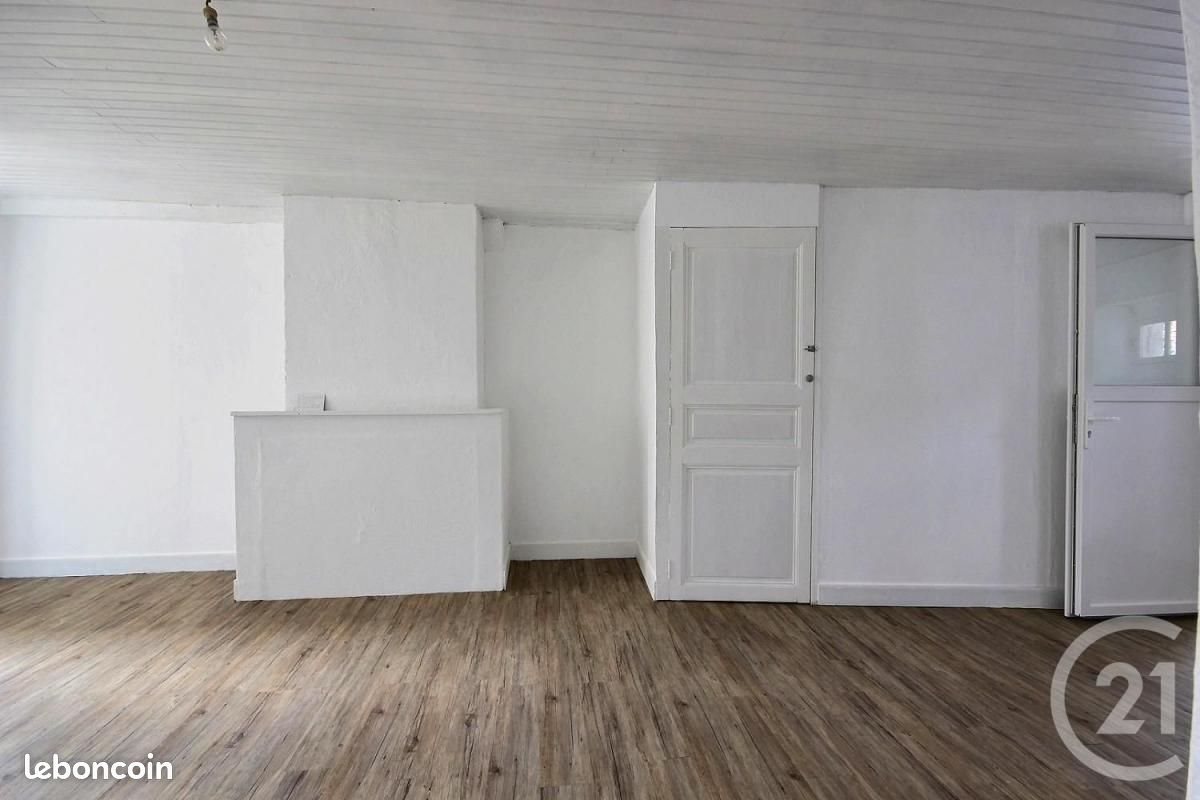 Appartement à louer, 49m², Mer