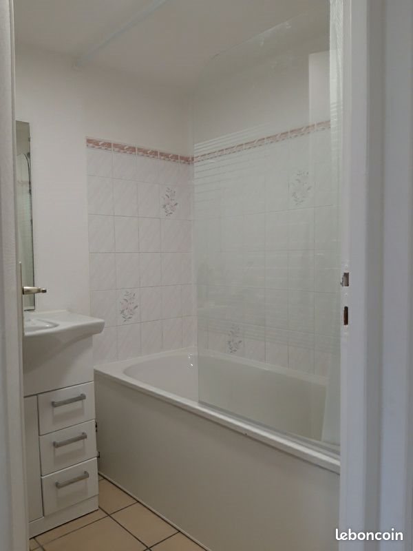 Appartement à louer, 26m², Leschaux