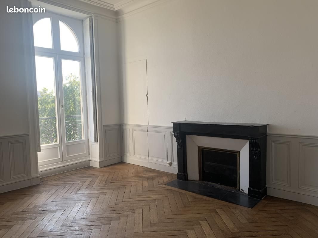 Appartement à louer, 215m², Nantes
