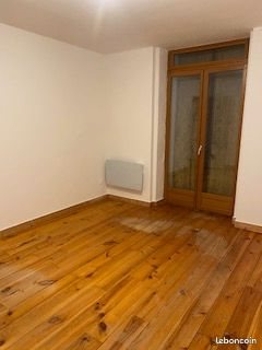 Appartement à louer, 65m², Belley