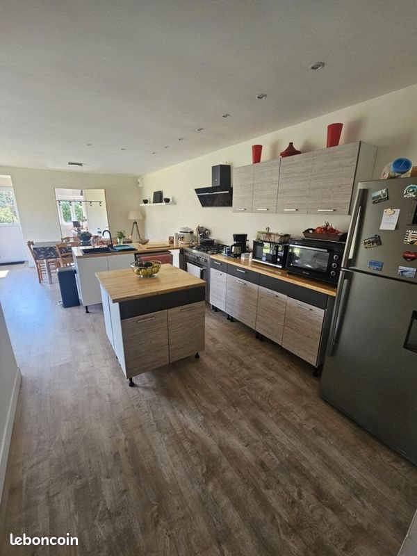 Maison à vendre, 156m², Sissy