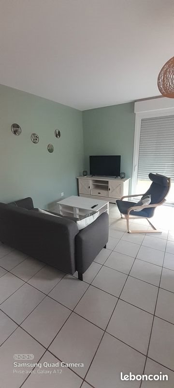 Appartement à louer, 71m², Epervans