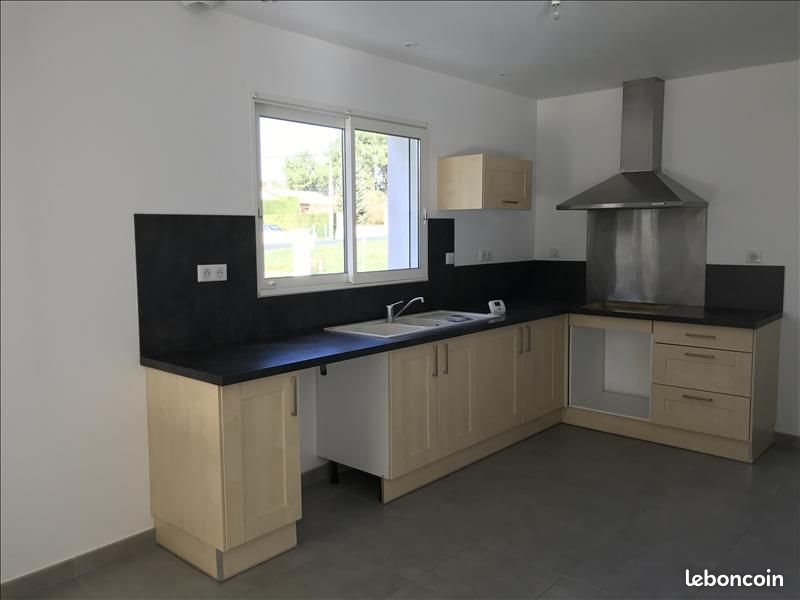 Maison à louer, 109m², Léguillac-de-l'Auche