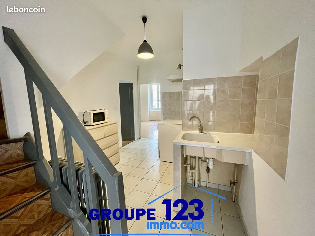Maison à louer, 92m², Irancy