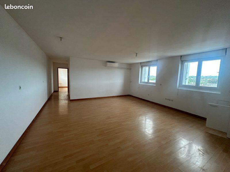 Appartement à louer, 75m², Livarot