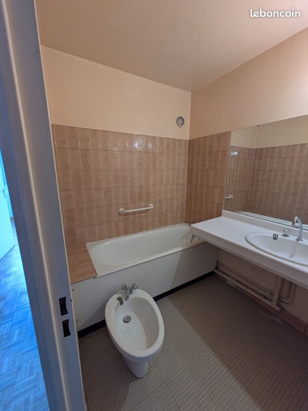 Appartement à vendre, 71m², Pont-Saint-Esprit