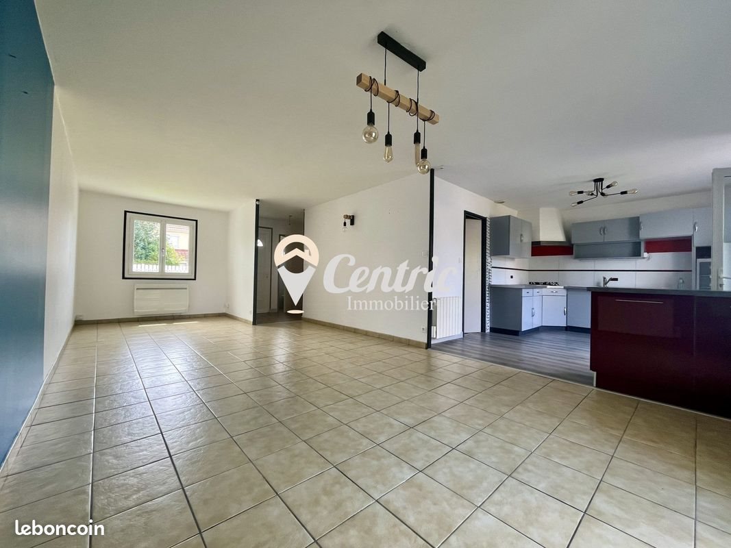 Maison à louer, 88m², Bressuire