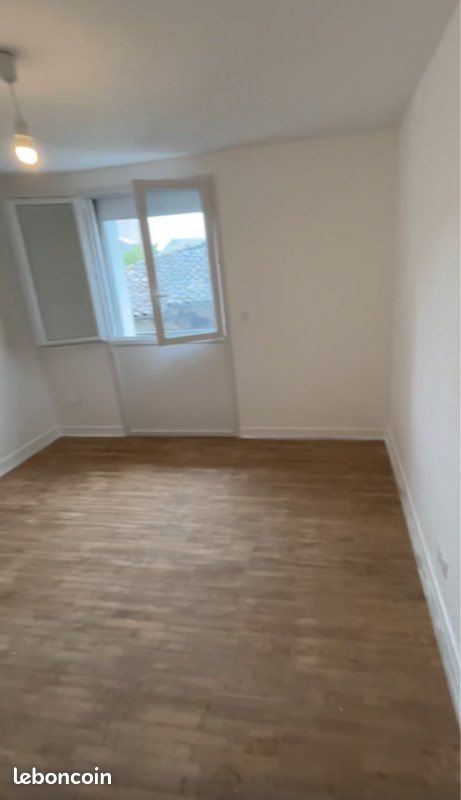 Appartement à louer, 110m², Sainte-Livrade-sur-Lot