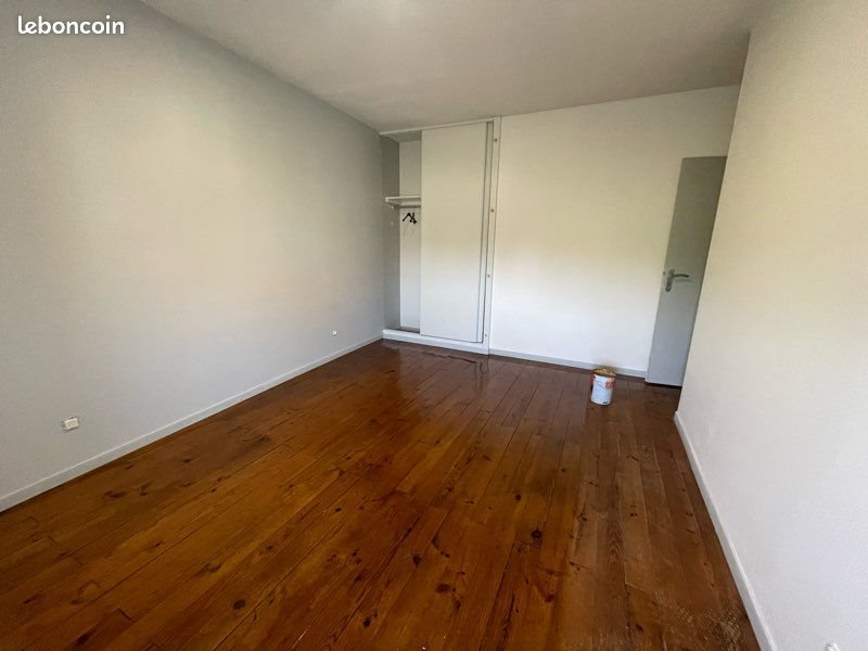 Maison à louer, 80m², Roumagne