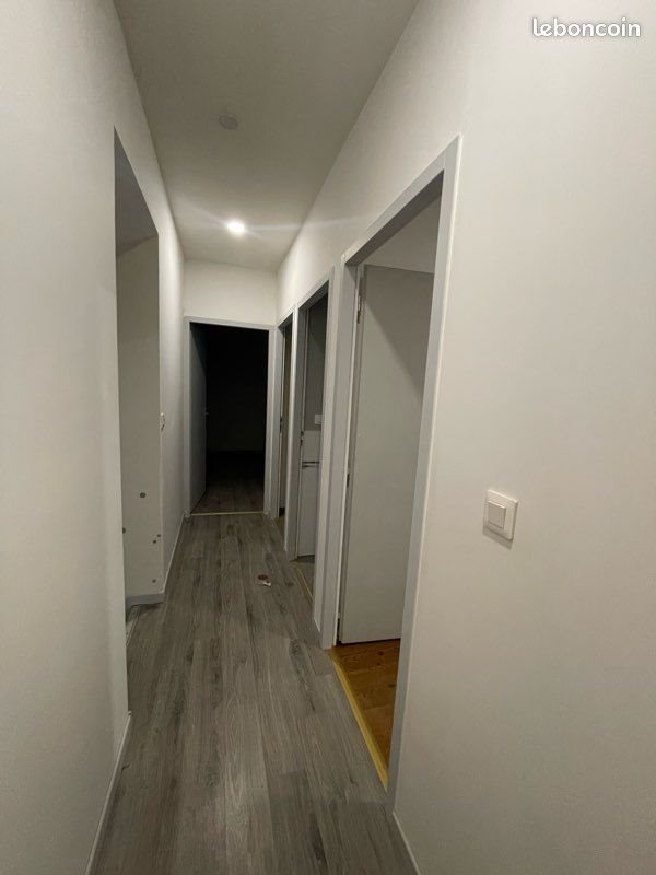 Maison à louer, 80m², Roumagne