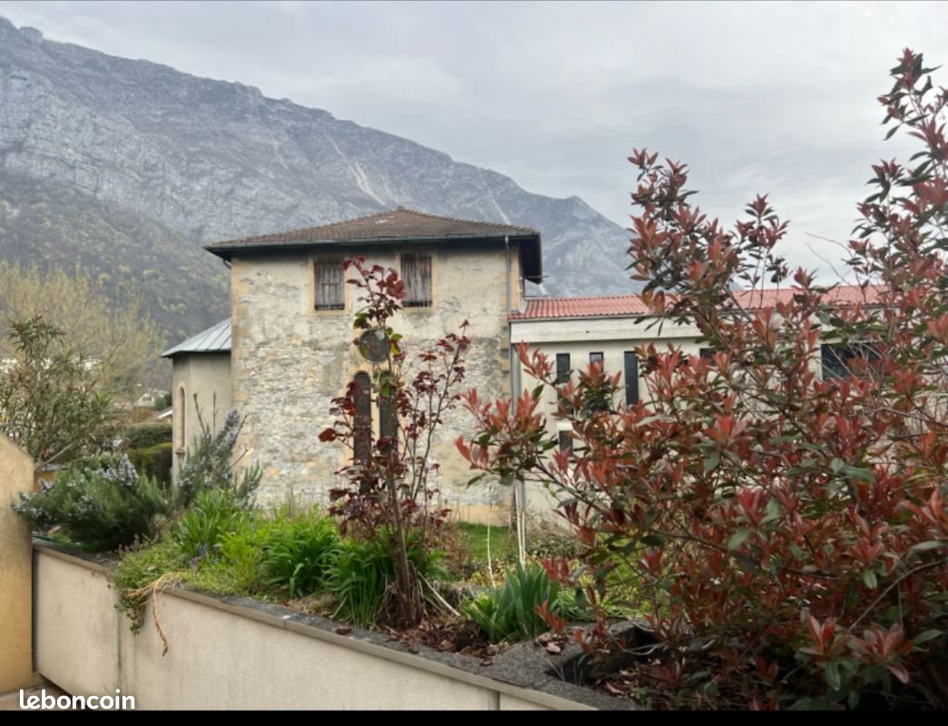 Appartement à louer, 68m², Saint-Egrève