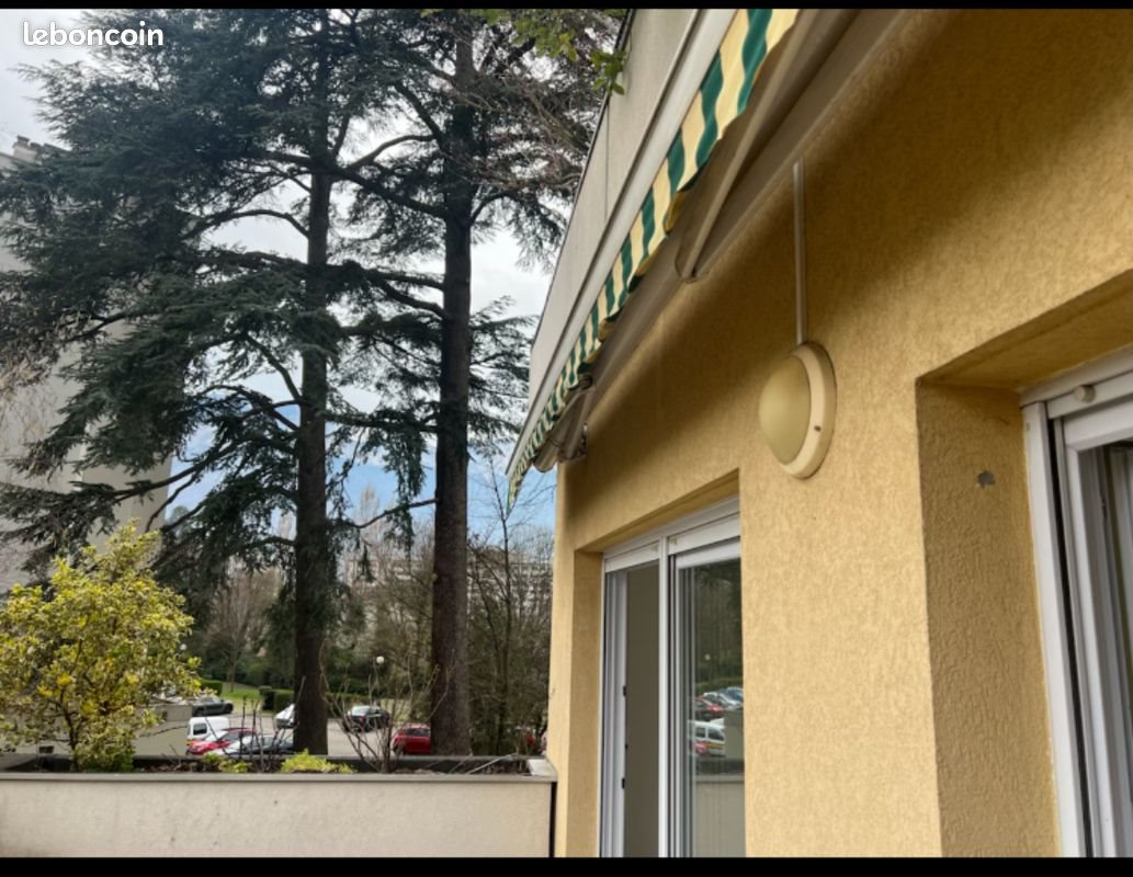 Appartement à louer, 68m², Saint-Egrève