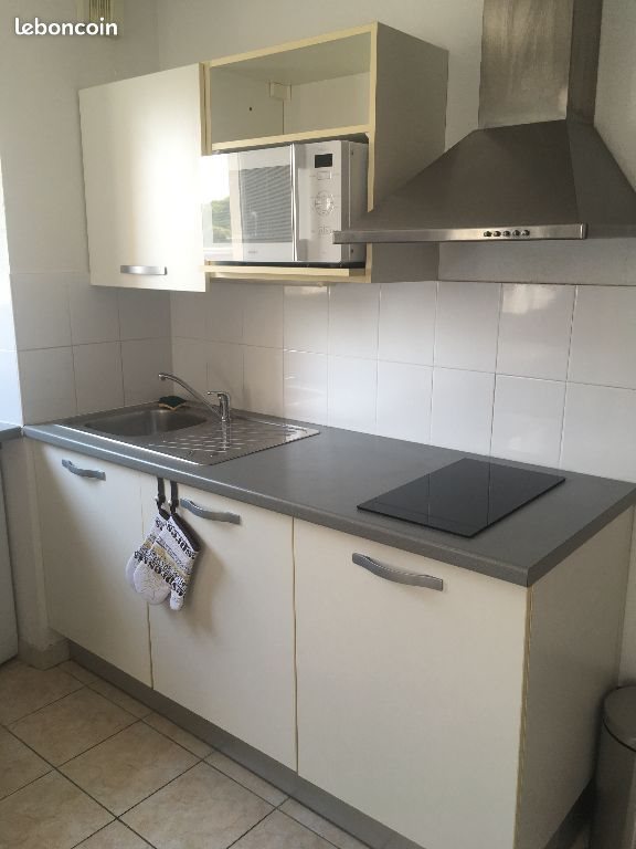 Appartement à louer, 29m², Nîmes