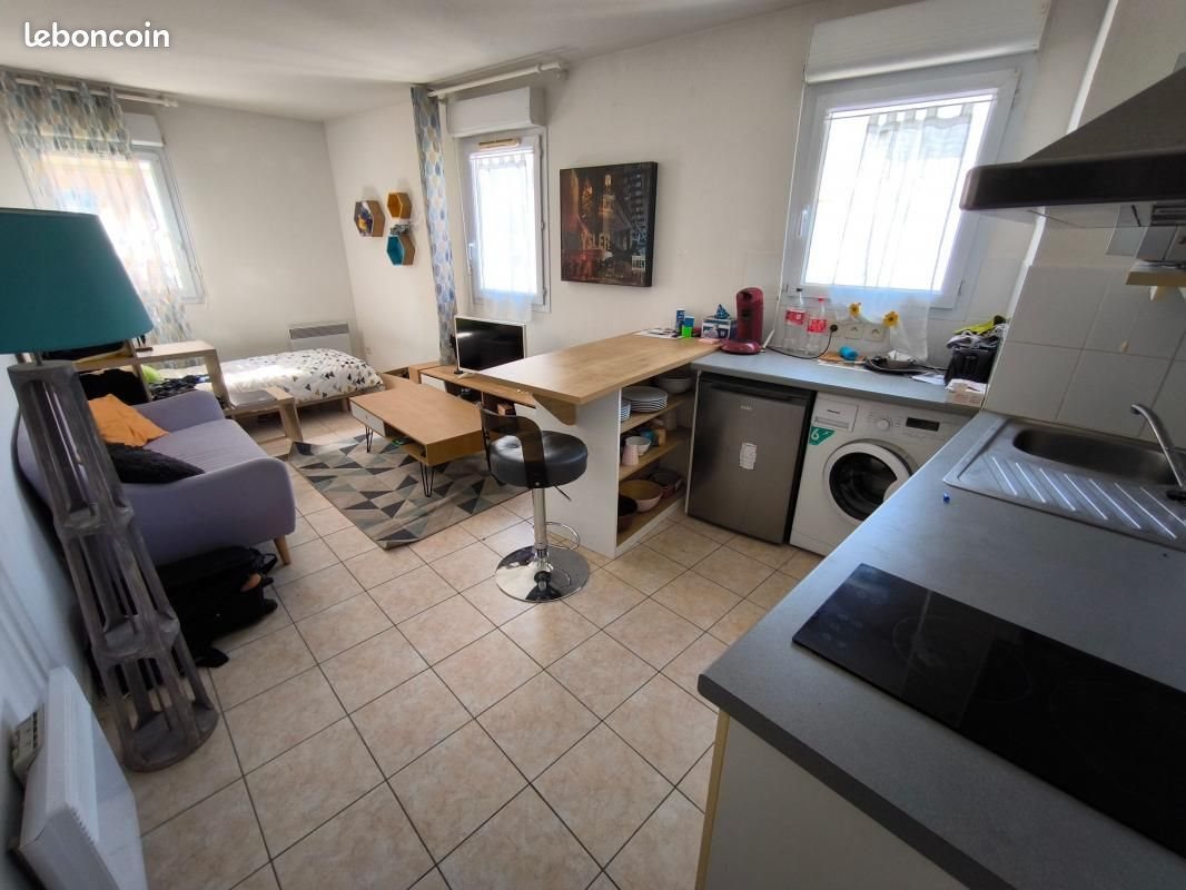 Appartement à louer, 29m², Nîmes