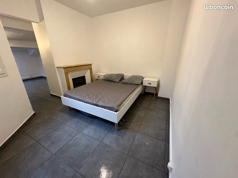 Appartement à louer, 24m², Marseille 5ème