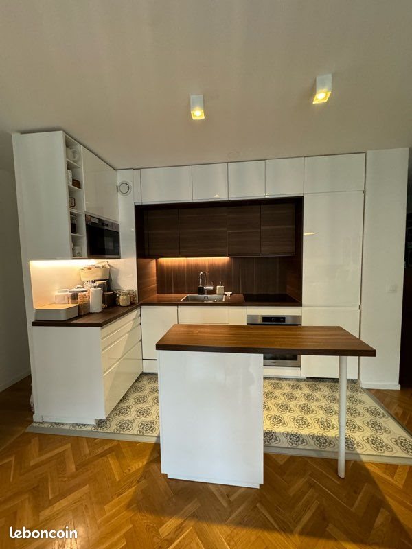 Appartement à louer, 43m², Suresnes