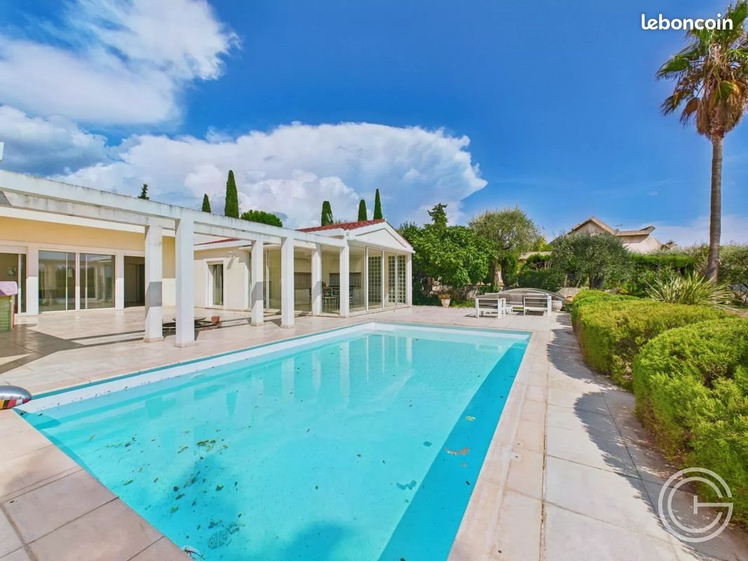 Maison à louer, 183m², Nice