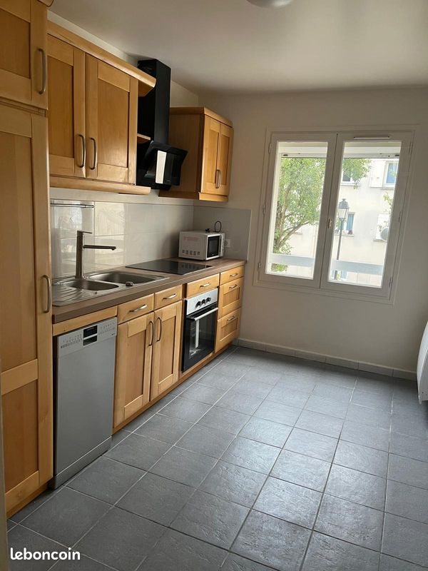 Appartement à louer, 73m², Groslay