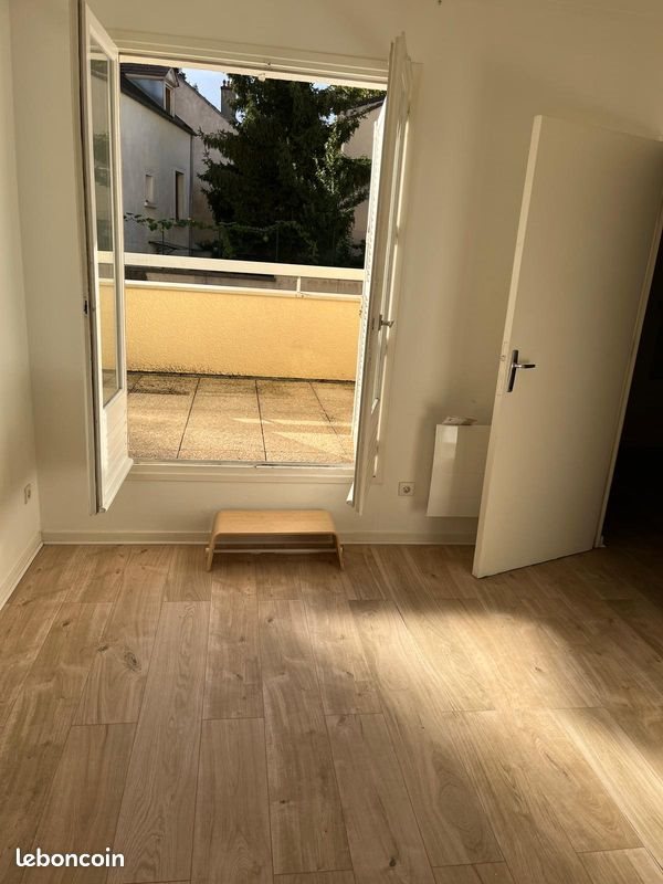 Appartement à louer, 73m², Groslay