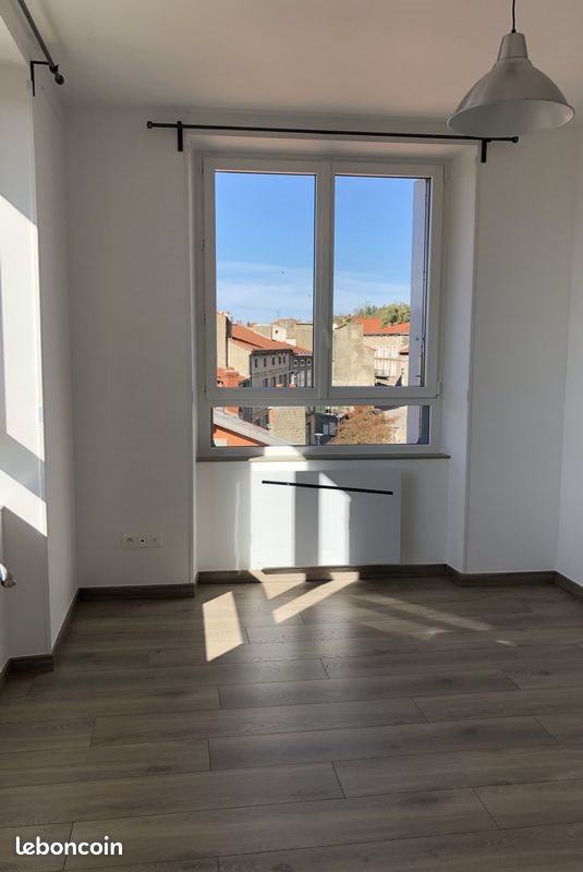 Appartement à louer, 71m², Le Monastier-sur-Gazeille