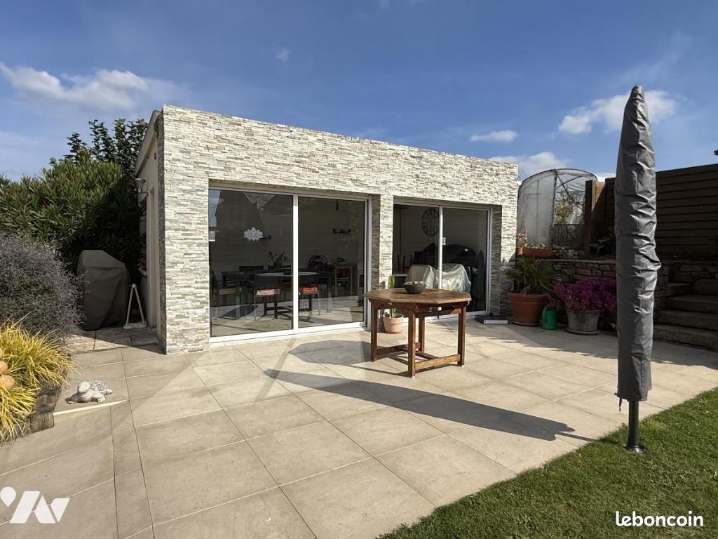 Maison à vendre, 177m², Goudelin