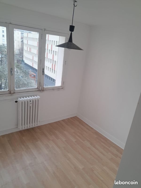 Appartement à louer, 38m², Saint-Etienne