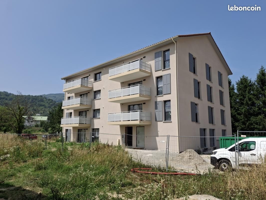 Appartement à louer, 69m², Tullins