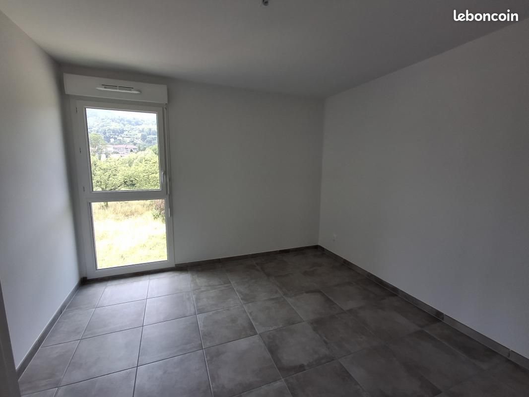 Appartement à louer, 69m², Tullins