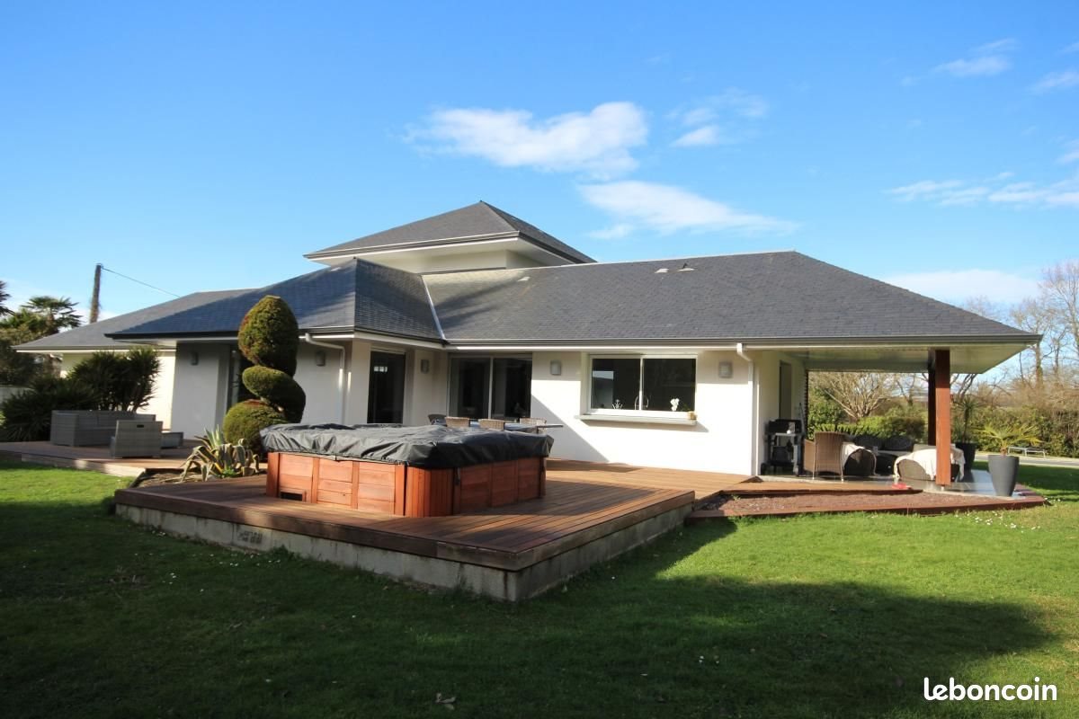 Maison à vendre, 165m², Sauvagnon