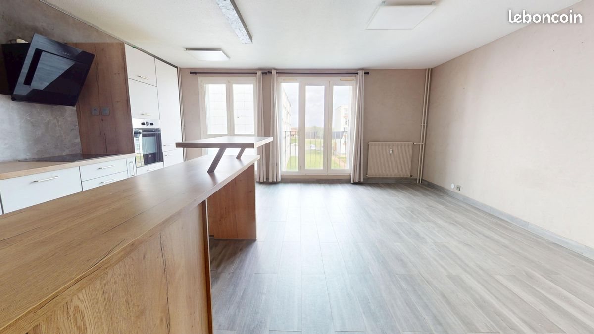 Appartement à vendre, 66m², Longvic