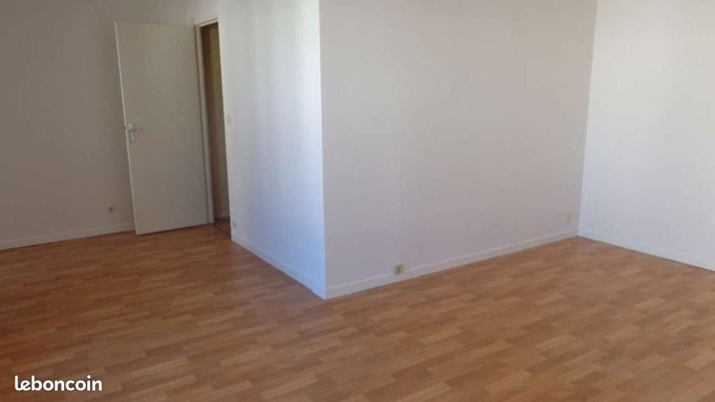Appartement à louer, 37m², Tours