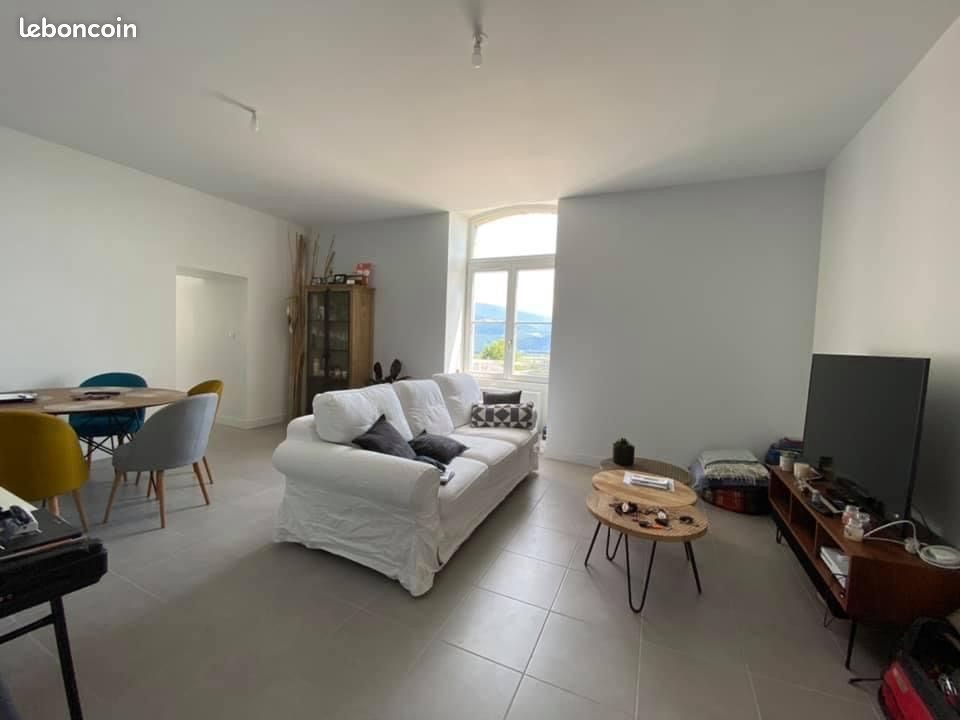 Appartement à louer, 75m², Corenc