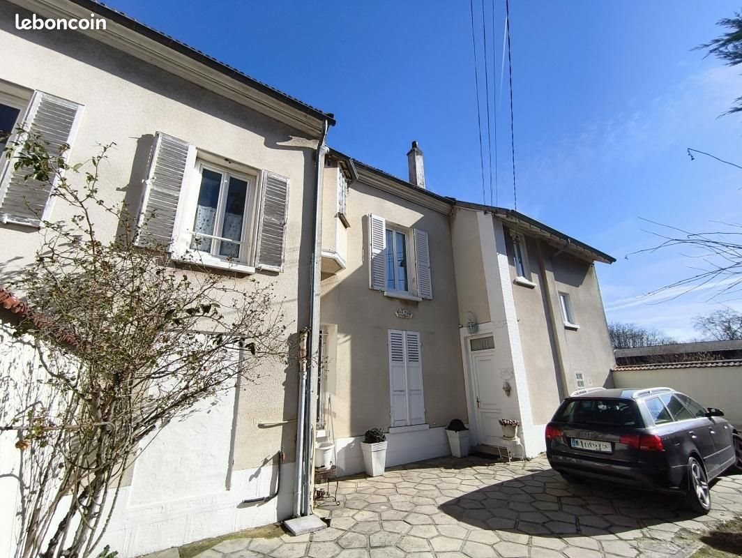 Maison à vendre, 243m², Trilport