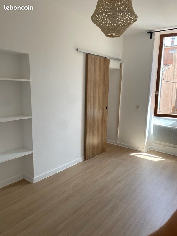 Appartement à louer, 40m², Saint-Zacharie