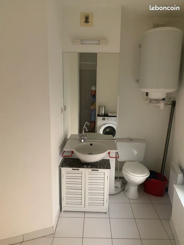 Appartement à louer, 25m², Nîmes