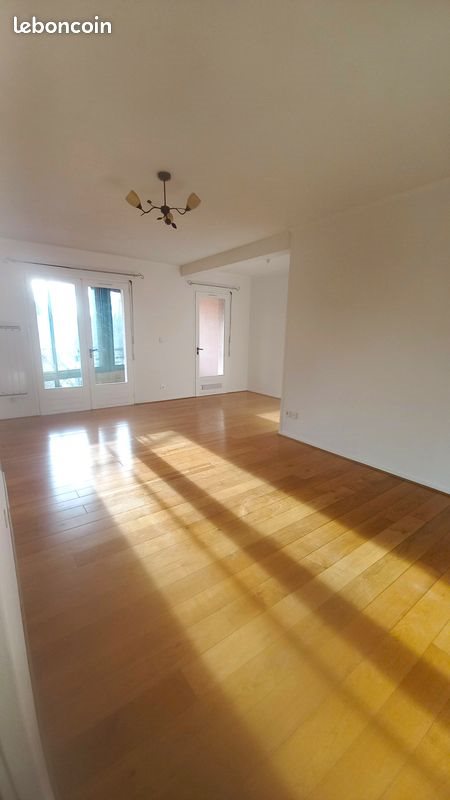 Appartement à louer, 73m², L'Isle-Jourdain