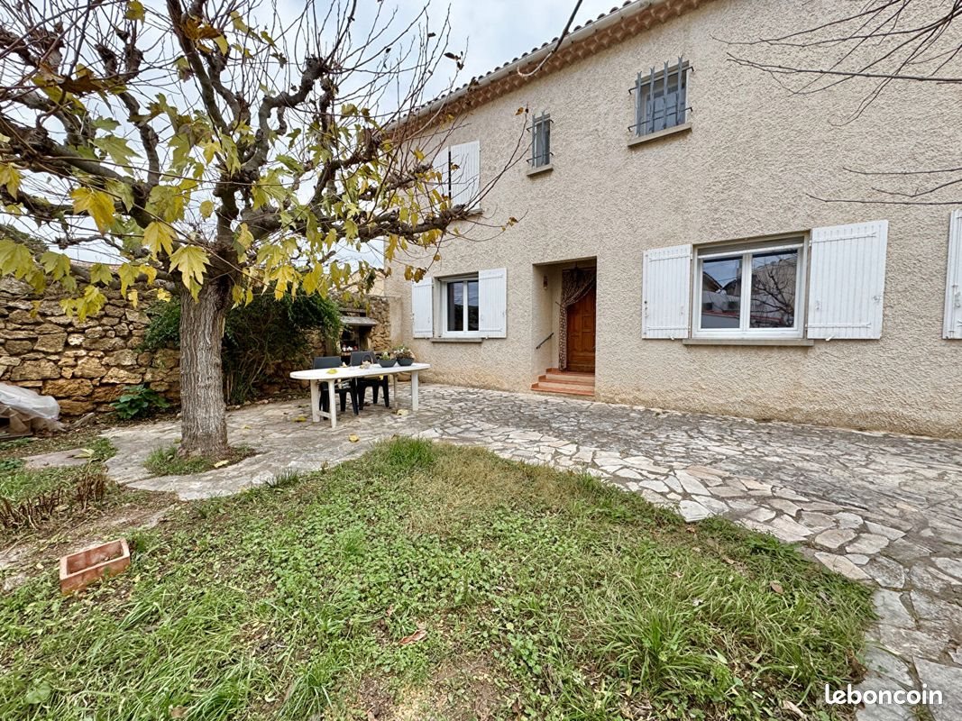 Maison à vendre, 121m², Grans
