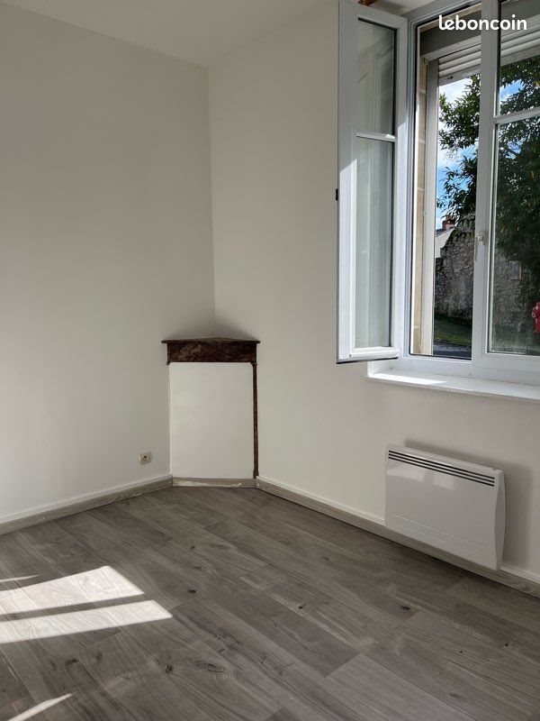 Appartement à louer, 52m², Saint-Etienne-de-Montluc