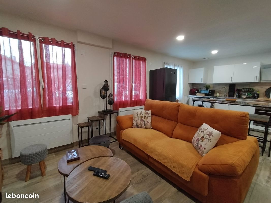 Appartement à louer, 70m², Saint-Beauzire