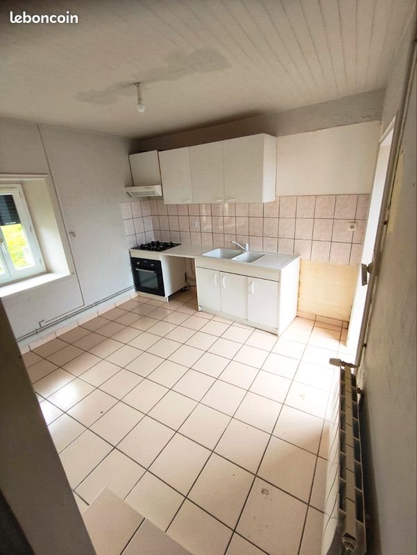 Maison à louer, 70m², Champdieu