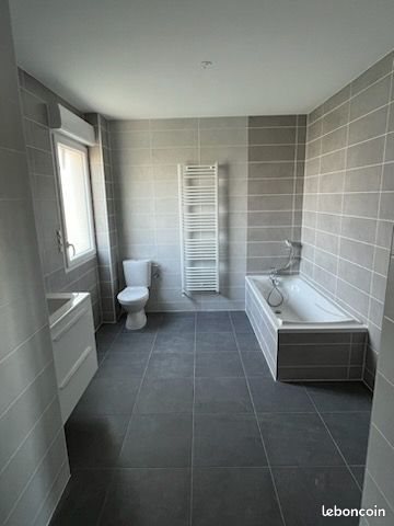 Maison à louer, 96m², Ay-sur-Moselle