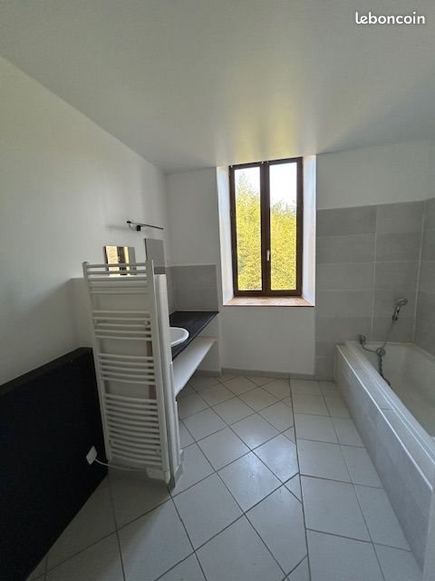 Appartement à louer, 97m², Aubenas