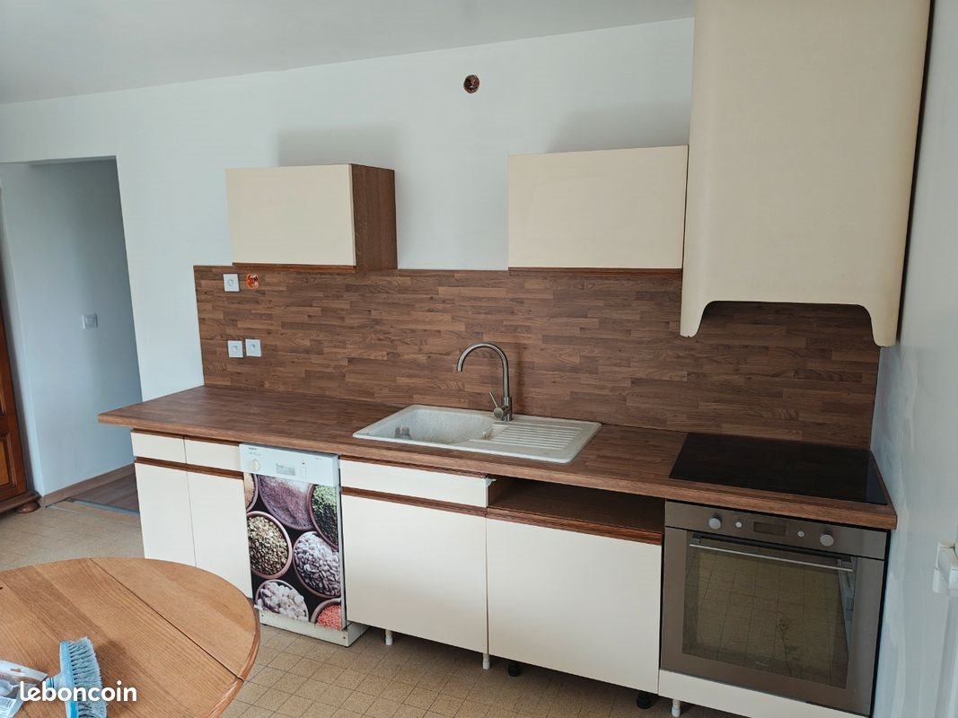 Appartement à louer, 30m², Labégude