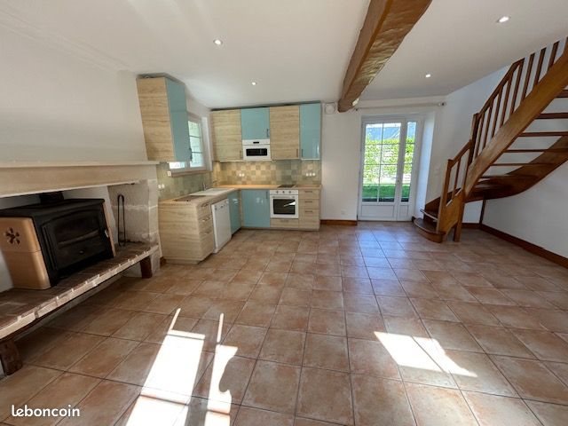 Maison à louer, 70m², Coussay-les-Bois