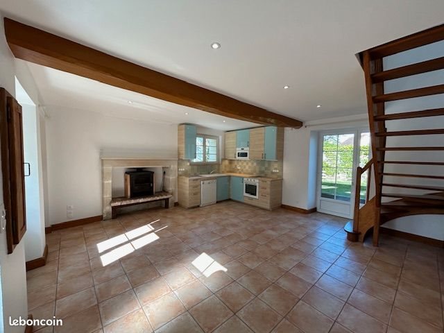 Maison à louer, 70m², Coussay-les-Bois