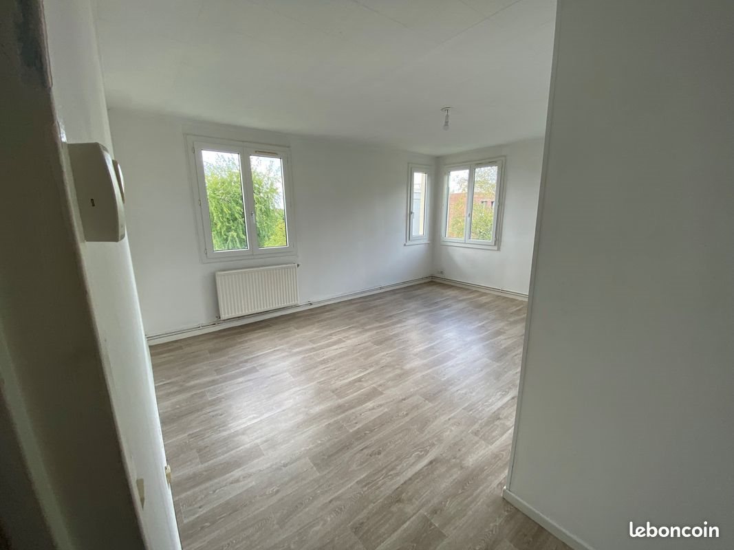 Appartement à louer, 63m², Auby