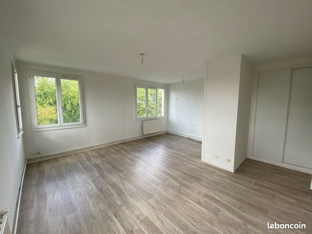 Appartement à louer, 63m², Auby