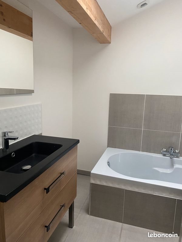 Appartement à louer, 76m², Stuckange