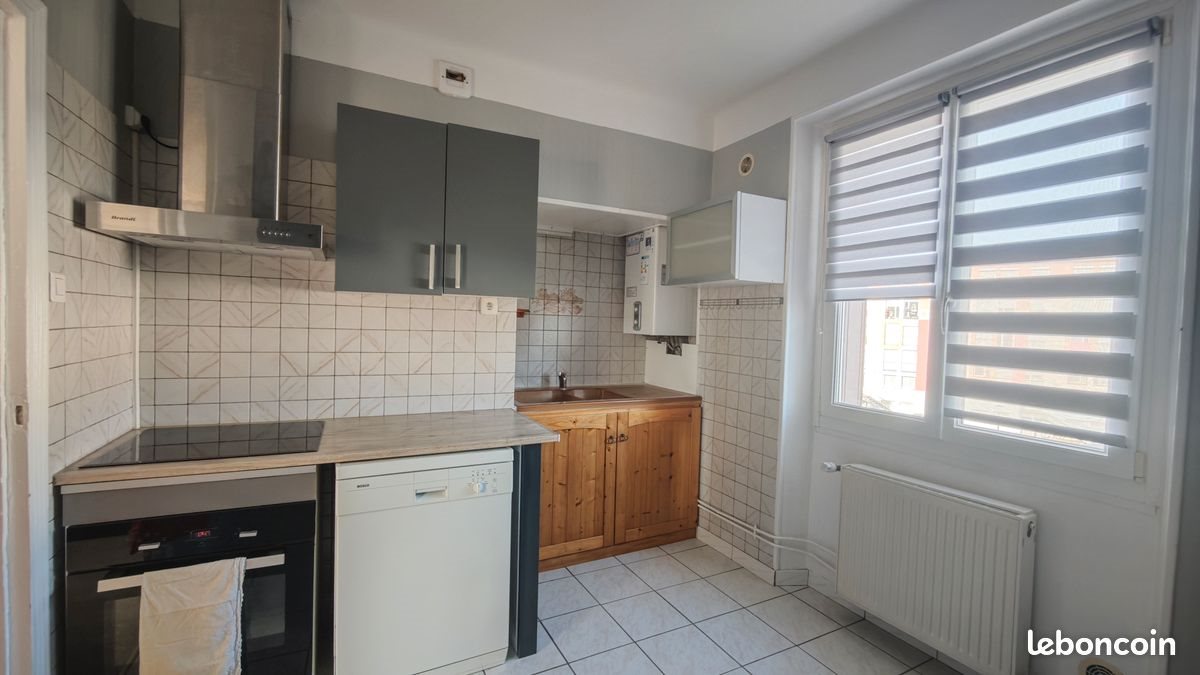 Appartement à louer, 75m², Gray